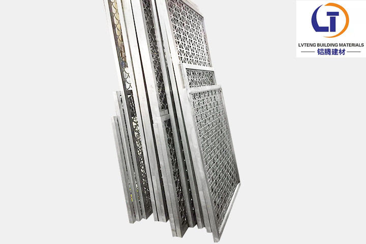 鏤空雕刻鋁單板：個性化金屬藝術(shù)引領(lǐng)空間裝飾新風尚